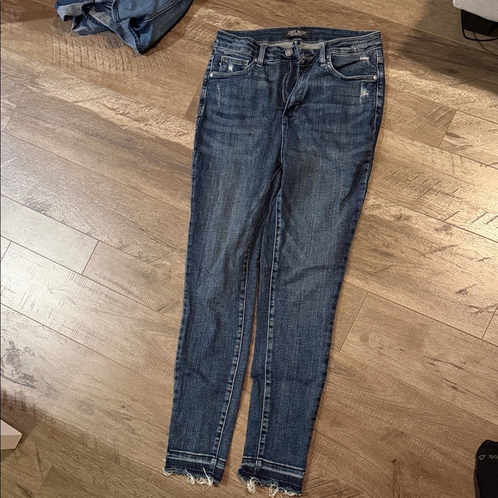 Judy Blue Dark Wash Skinny Jeans